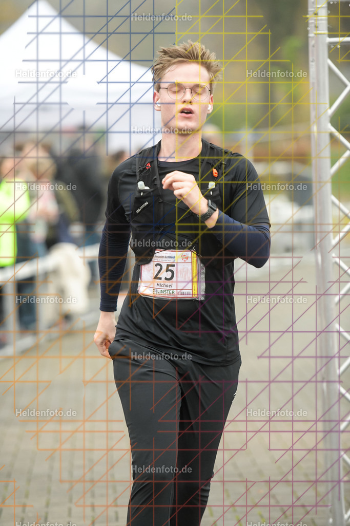 Neusser Erftlauf 2025  | 15km Neusser Erftlauf 2025 Foto: Heldenfoto.de