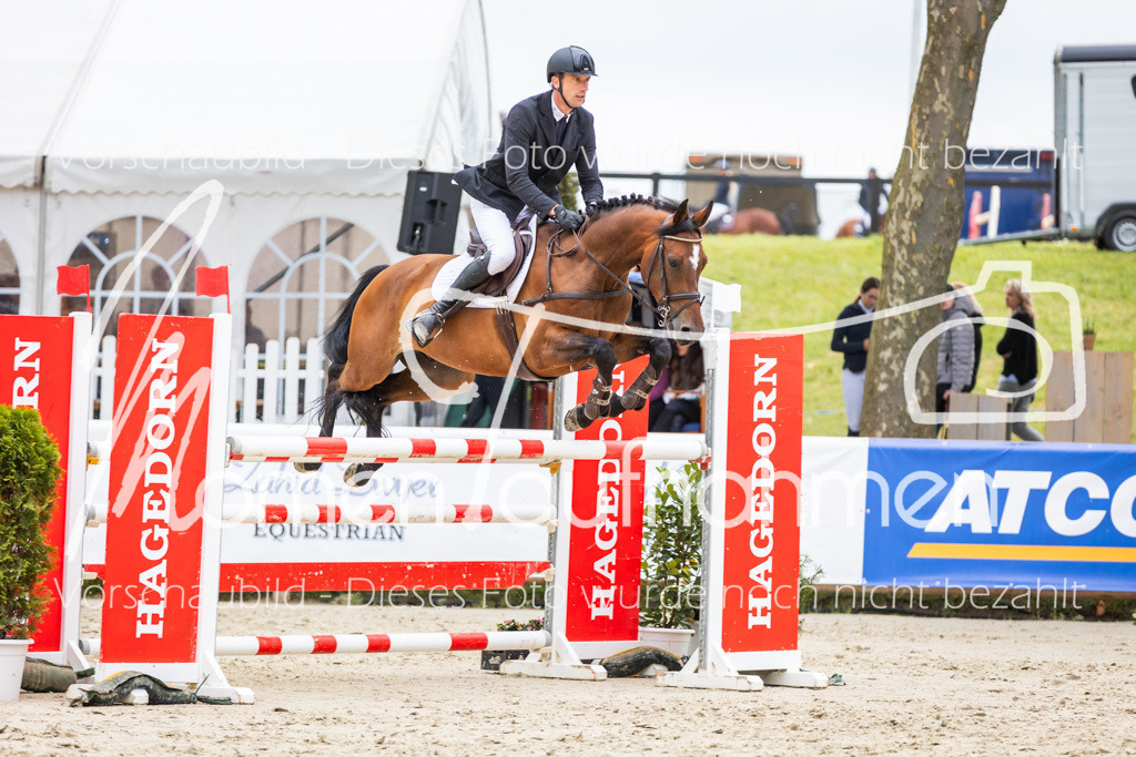 BHO-2PhSpr-M-336 | MomenTaufnahmen Pferdesportfotos