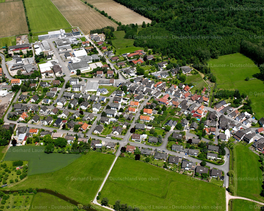 2626226 | BODERSWEIER 09.06.2006 Wohngebiet einer Einfamilienhaus- Siedlung  in Bodersweier im Bundesland Baden-Württemberg, Deutschland // Single-family residential area of settlement  in Bodersweier in the state Baden-Wuerttemberg, Germany Foto: Gerhard Launer