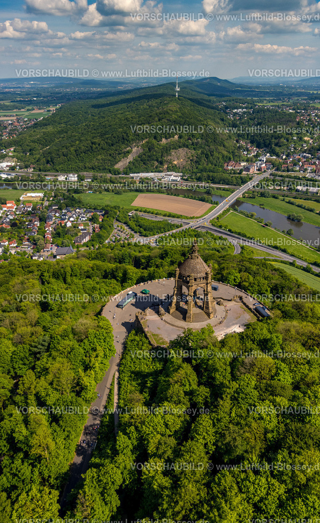 PortaWestfalica240505314Wiehengebirge_Kaiser-Wilhelm-Denkmal | Luftbild, Kaiser-Wilhelm-Denkmal, kulturelles Denkmal, Wiehengebirge, Fluss Weser und Portabrücke, Fernsehturm Porta Westfalica, Barkhausen, Porta Westfalica, Ostwestfalen, Nordrhein-Westfalen, Deutschland