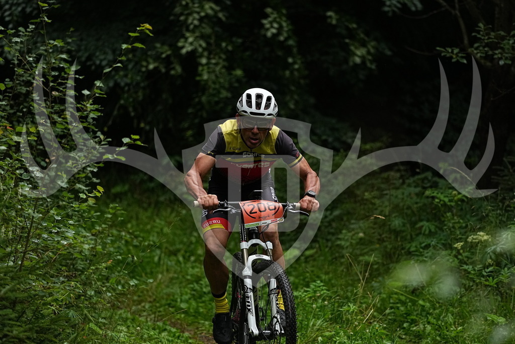 FC109744 | Fotogalerie der Treibjagd im Dunkelwald - Dein MTB Etappenrennen im Erzgebirge - Realisiert mit Pictrs.com