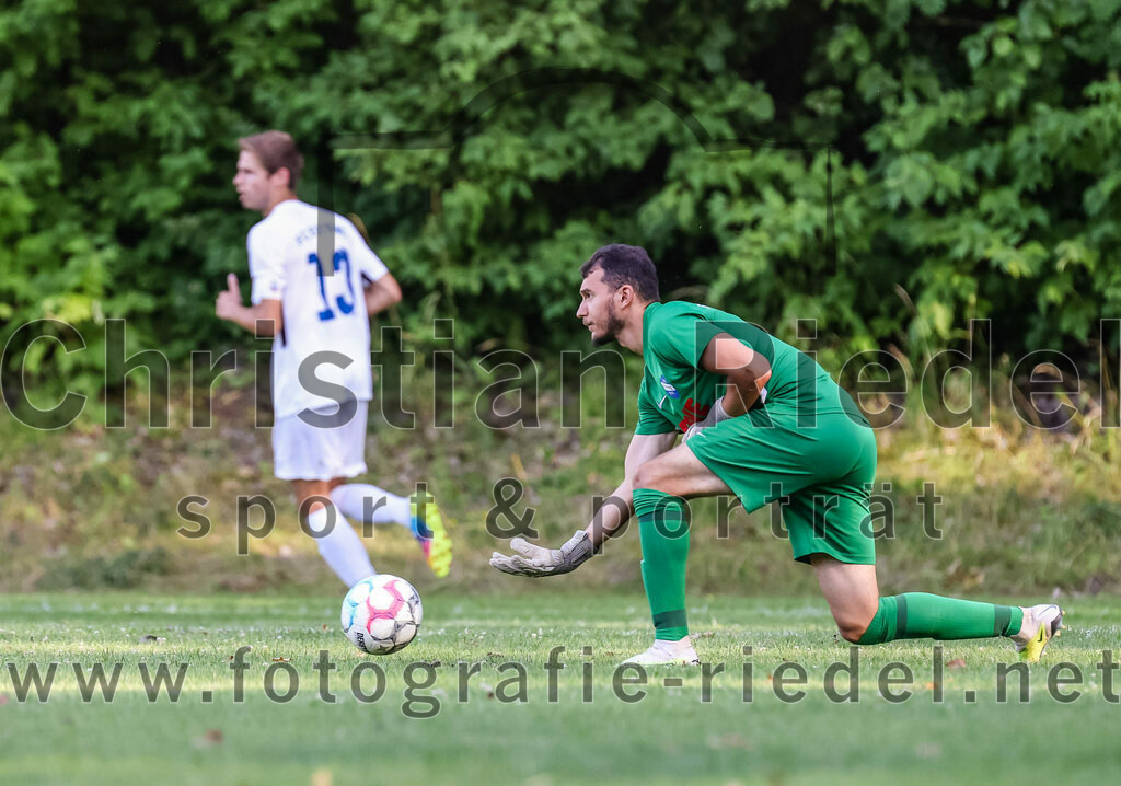 2023-07-18_029_FC_Herzogstadt_gegen_FC_Eitting | Erding, Deutschland, 18.07.2023:
Fußball, TOTO Pokal 2023 / 2024, 1. Spieltag, FC Herzogstadt gegen FC Eitting, Endergebnis: 2:4 n.E.

Torwart Noah Mpatsios (FC Eitting, #1)

Foto: Christian Riedel / fotografie-riedel.net