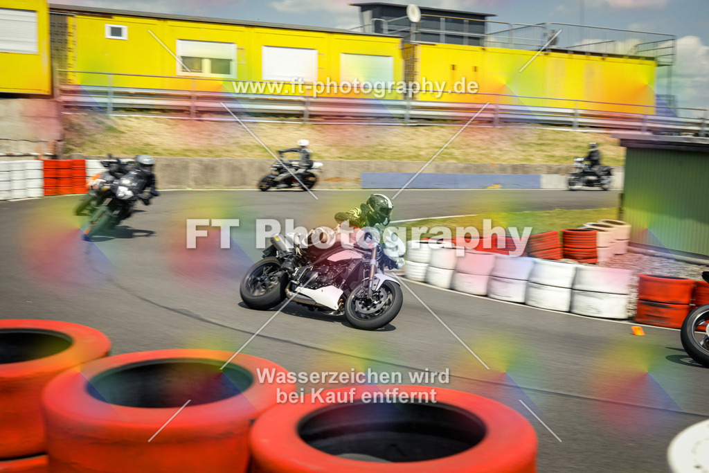 OBK_Mai_Volker_Adam-10875 | Hier findet Ihr Bilder von Touristenfahrten auf der Nürburgring Nordschleife oder von anderen Veranstaltungen die ich besucht habe. Viel Spass beim Durch Schauen 