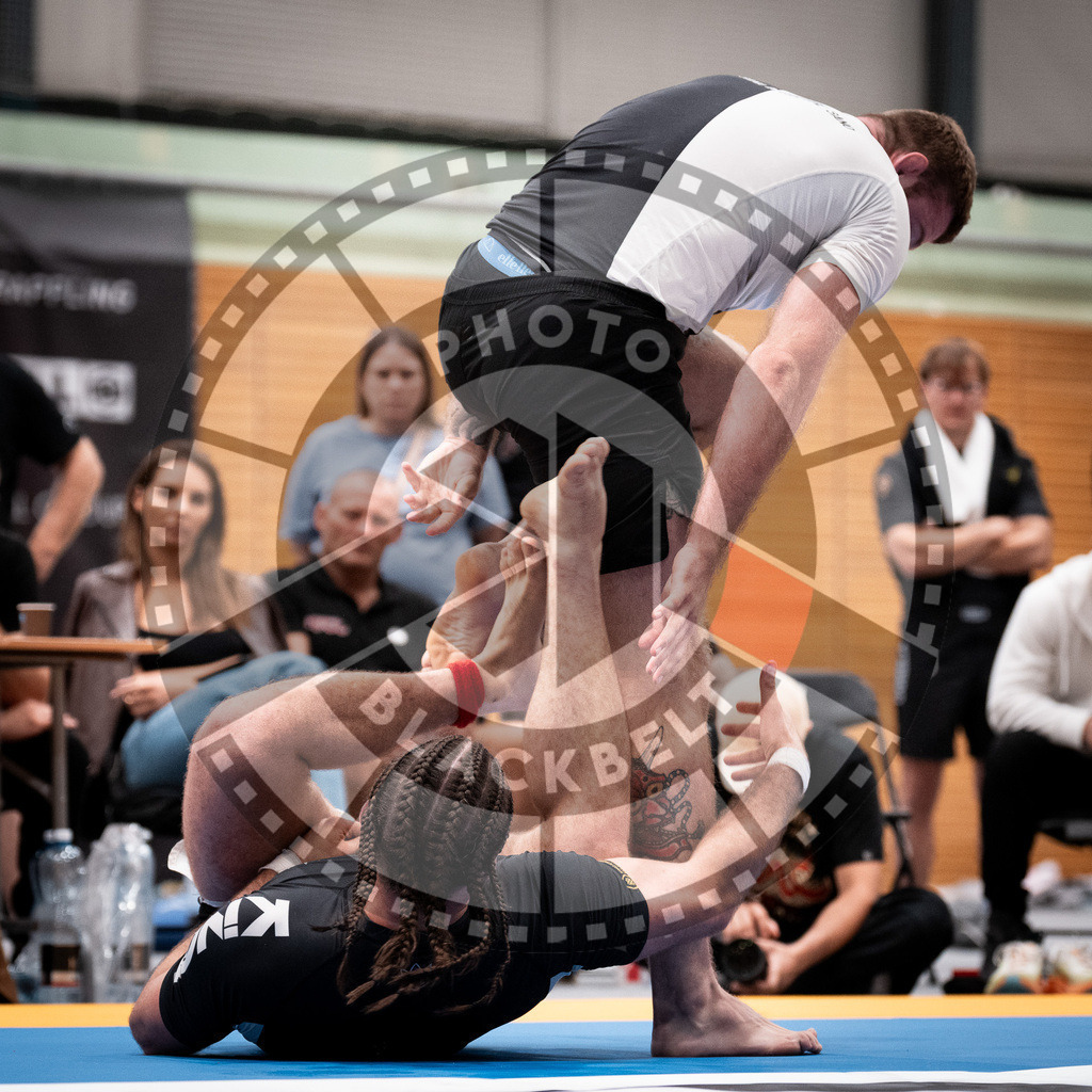 20250906PBB4877 | Photoblackbelt is martial arts photography and more. 
Reportage, sport, action.