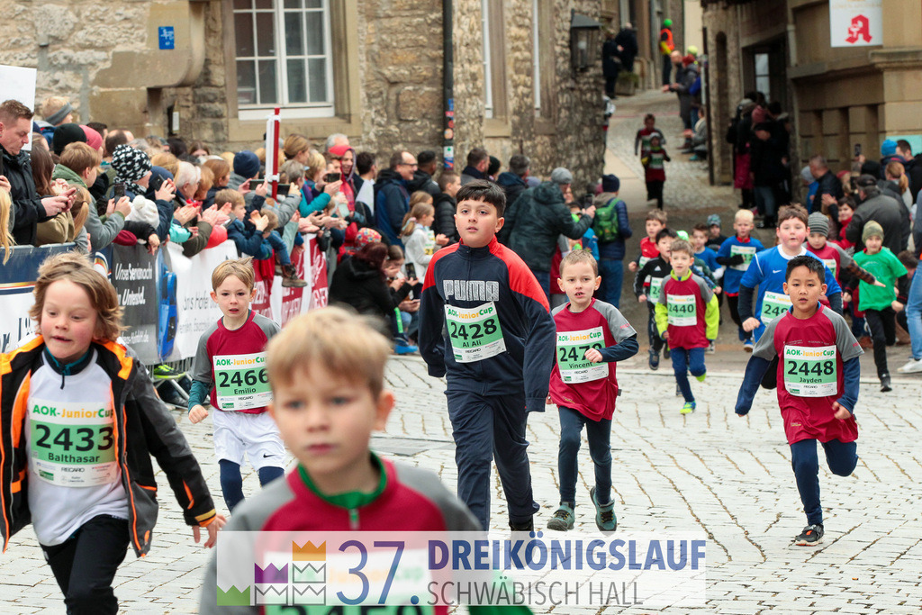 AOK JuniorCup 400m | 3Koenigslauf 2023 - Realisiert mit Pictrs.com