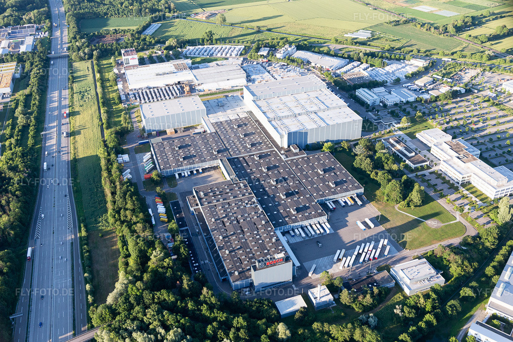 Luftbild: Robert Bosch im Ortsteil Durlach in Karlsruhe im Bundesland Baden-Württemberg in Deutschland. Foto: IMG_115224.jpg vom 13.06.2019 durch Werner Riehm/FLY-FOTO.de