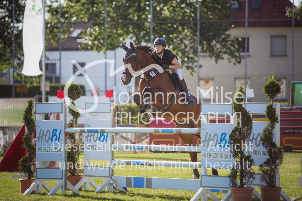 220716_LC_Waldbach-525 | Deine schönsten Turniermomente als professionelle Fotos! Entdecke hochwertige Pferdesport-Fotografie im Online-Shop. Jetzt Fotos finden & bestellen!