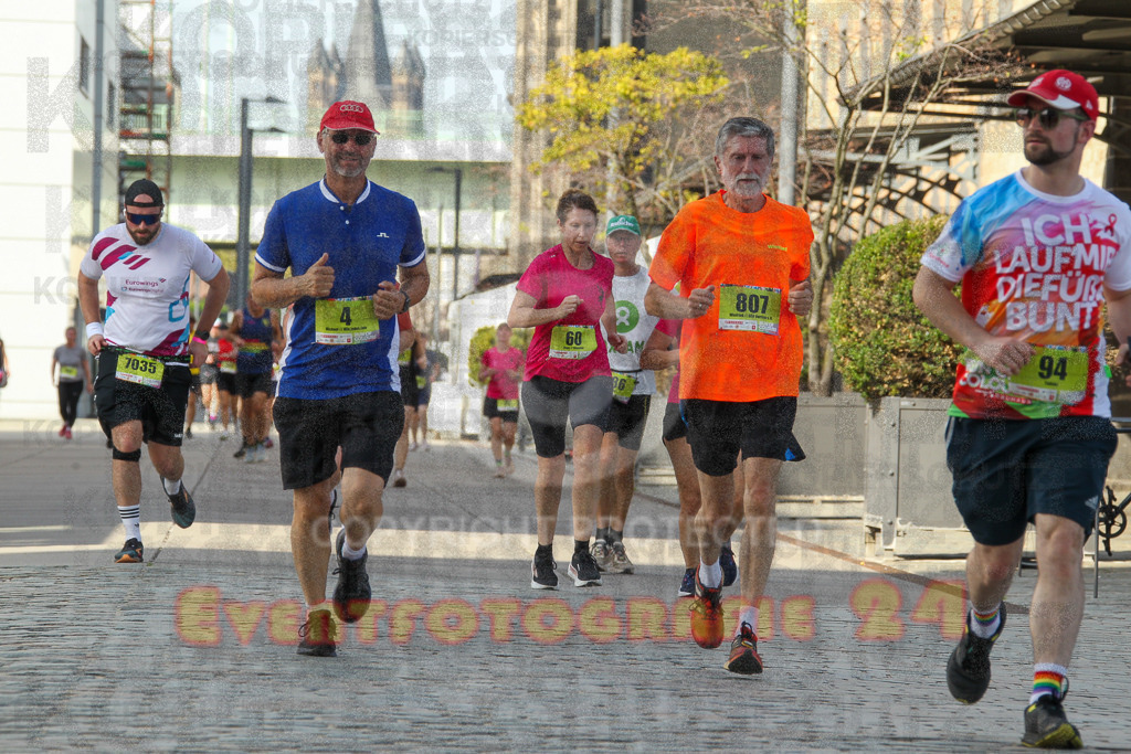 250920_1457_EV4_7685 | Sportfotografie im Rhein-Sieg Kreis, Köln, Bonn, NRW, Rheinland Pfalz, Hessen, etc. Unser Tätigkeitsfeld umfasst den Laufsport vom Volkslauf über den Marathon, Duathlon, Triathon bis zum Ultralauf wie Kölnpfad Ultra oder Schindertrail.