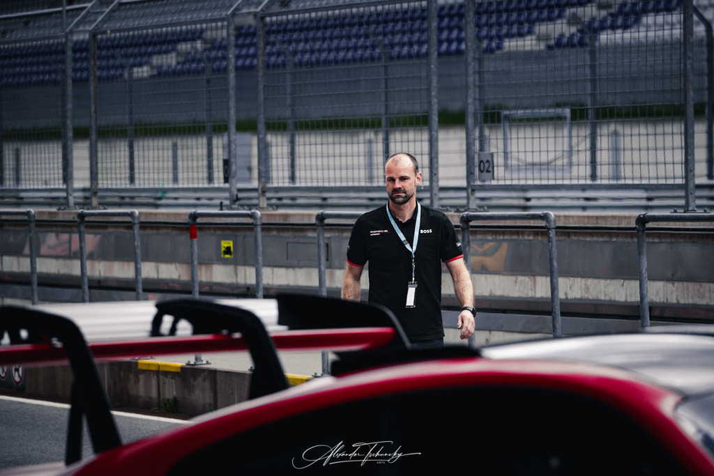Red Bull Ring 2025 | Entdecken Sie die faszinierende Welt von Alexander Tschuncky Arts: Kreative Fotografie, atemberaubende Automobilkunst und hochwertiger Bilderdruck. Lassen Sie sich inspirieren! - Realisiert mit Pictrs.com