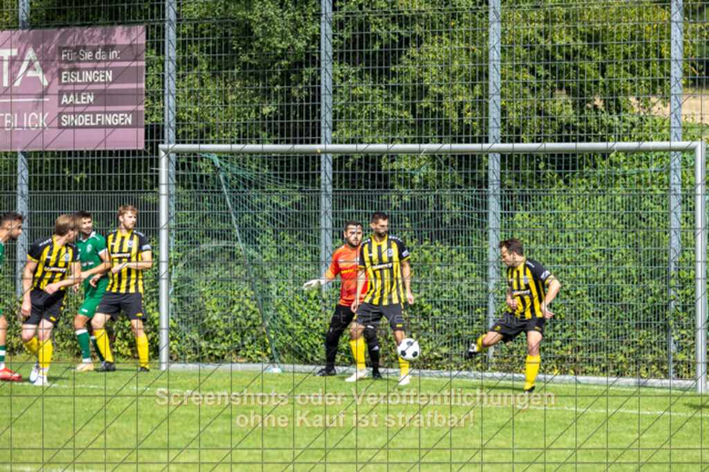 20250831_160423_0005 | #,TSV Ottenbach (gelb) vs. KSG Eislingen (grün), Fussball, Kreisliga A3 - Bezirk Neckar/Fils, 02. Spieltag, Saison 2025/2026, Rasensportplatz Nebenplatz, Im Buchs, 73113 Ottenbach, 31.08.2025 - 15:00 Uhr,Foto: PhotoPeet-Sportfotografie/Peter Harich