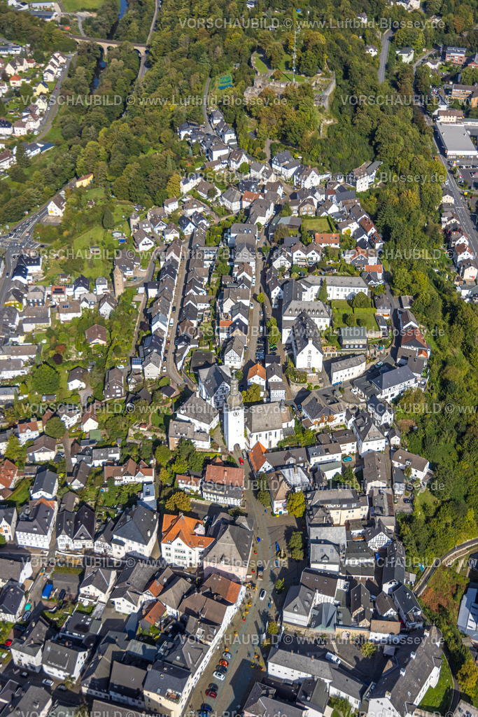Arnsberg230904871 | Luftbild, Altstadt, Altes Schloss und Stadtkapelle St. Georg, Arnsberg, Sauerland, Nordrhein-Westfalen, Deutschland
