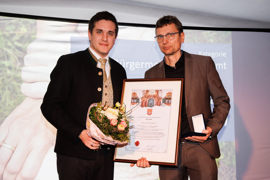 GT2A1732 | ap-design // andreas plenk - Realisiert mit Pictrs.com