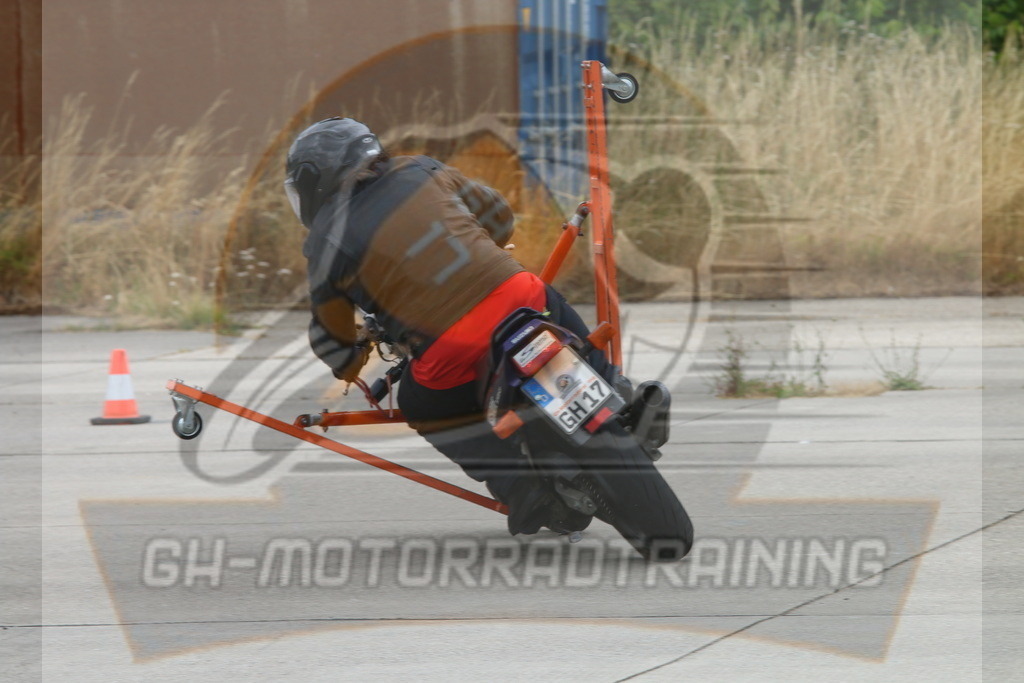IMG_3205 | gh-motorradtraining-foto.de - Realisiert mit Pictrs.com