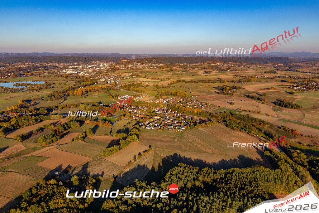 Die Luftbildaufnahme Katschenreuth - Kulmbach wurde 2018 mittels Flugzeug (keine Drohne) erstellt. Perfekte Schärfe und Druck- Auflösung- Garantiert!