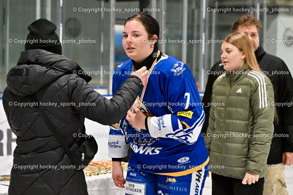 WILDCATS PATERNION & Lady Hawks Siegerehrung-Meisterfeier | Medailienübergabe, #7 Fuchs Lena LADY HAWKS, WILDCATS PATERNION &amp; Lady Hawks Siegerehrung-Meisterfeier, WILDCATS PATERNION &amp; Lady Hawks Siegerehrung-Meisterfeier am 12.03.2025 in Steindorf (Ossiachersee Halle), Austria, (Photo by Bernd Stefan)