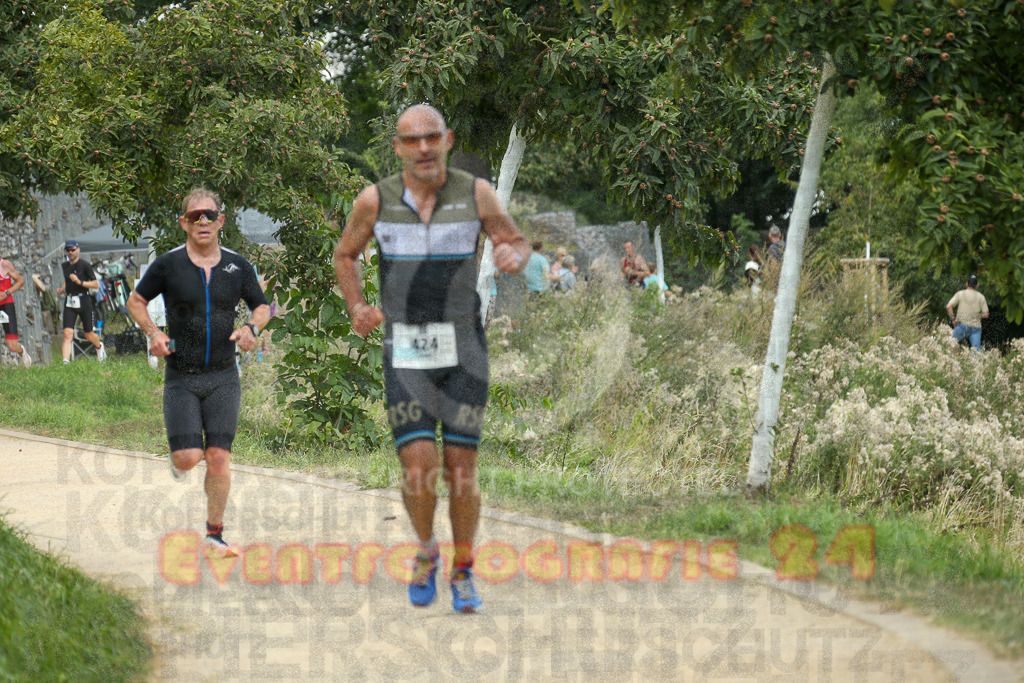250824_1348_EX1_3760 | Sportfotografie im Rhein-Sieg Kreis, Köln, Bonn, NRW, Rheinland Pfalz, Hessen, etc. Unser Tätigkeitsfeld umfasst den Laufsport vom Volkslauf über den Marathon, Duathlon, Triathon bis zum Ultralauf wie Kölnpfad Ultra oder Schindertrail.