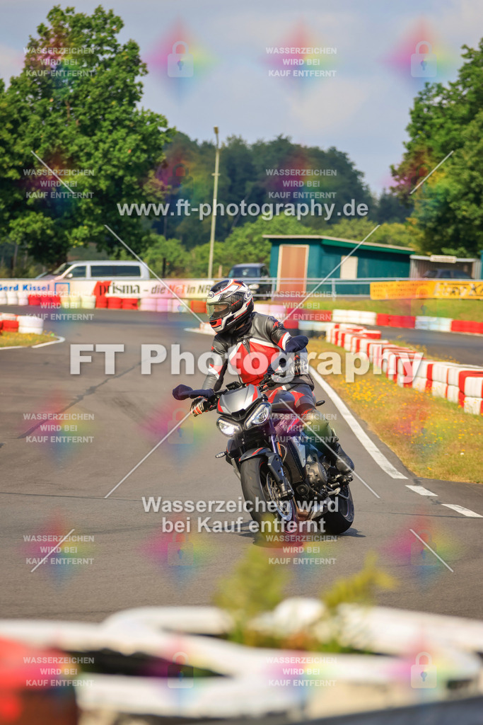 _DSK2362 | Hier findet Ihr Bilder von Touristenfahrten auf der Nürburgring Nordschleife oder von anderen Veranstaltungen die ich besucht habe. Viel Spass beim Durch Schauen 