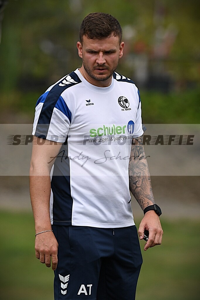 D5S_4988 | Kaufen Sie Sportbilder im Onlineshop von Andy Scherrer Sportfotografie. Faszinierende Bilder von Sportevents aus der ganzen Schweiz. Fussball, Frauenfussball, Unihockey, Handball, Schwingen und weiteren Sportarten. - Realisiert mit Pictrs.com