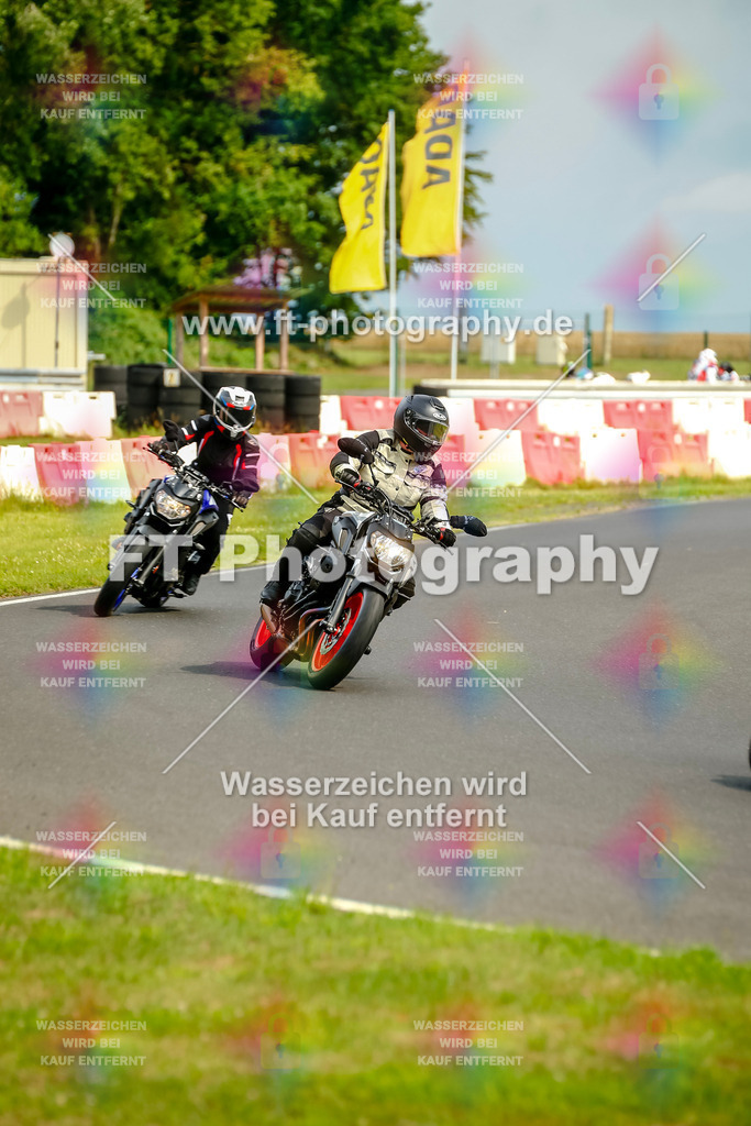 VBK-4511 | Hier findet Ihr Bilder von Touristenfahrten auf der Nürburgring Nordschleife oder von anderen Veranstaltungen die ich besucht habe. Viel Spass beim Durch Schauen 