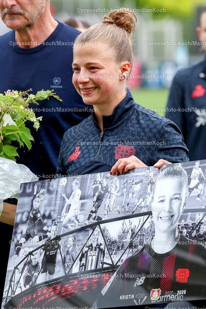 xsscx17052601073 | 17.05.2026, xsscx, Frauen Fussball, Bayer 04 Leverkusen - Werder Bremen, 1. Fussball Bundesliga, 26. Spieltag, Ulrich-Haberland-Stadion, Saison 2025 2026: Kristin Kögel (Bayer Leverkusen #11) DFB regulations prohibit any use of photographs as image sequences and or quasi-video. Photo: xSandraxScherningxPressefotoKochx