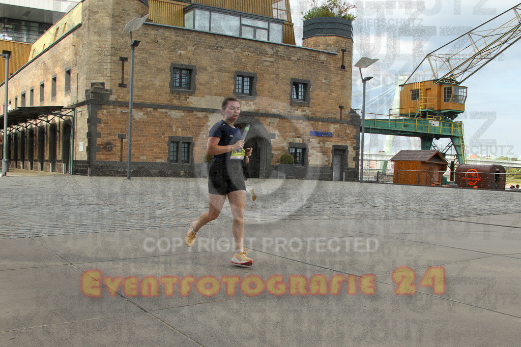 250920_1525_EV4_8760 | Sportfotografie im Rhein-Sieg Kreis, Köln, Bonn, NRW, Rheinland Pfalz, Hessen, etc. Unser Tätigkeitsfeld umfasst den Laufsport vom Volkslauf über den Marathon, Duathlon, Triathon bis zum Ultralauf wie Kölnpfad Ultra oder Schindertrail.