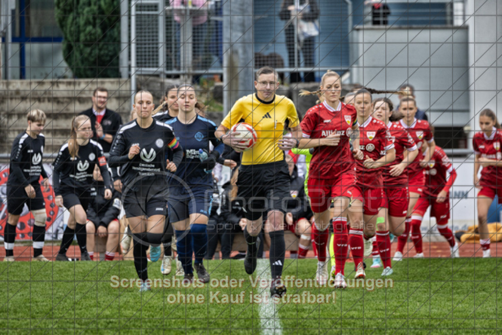 20251012_130252_0030-Bearbeitet | #,1.FC Donzdorf (schwarz) vs. VfB Stuttgart II (rot), Fussball, Frauen-Verbandsliga Württemberg, 05. Spieltag, Saison 2025/2026, Rasenplatz Lautertal Stadion, Süßener Straße 16, 73072 Donzdorf, 12.10.2025 - 13:00 Uhr,Foto: PhotoPeet-Sportfotografie/Peter Harich