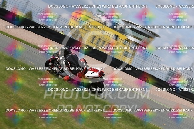2016-07-01-PBK-2399 | Sportfotografie; SlowMotion; Video; Rennstrecke; Hafeneger; RSE; Speer; Trackday; Motorsportarena; Hockenheimring; Brno; Most; Barcelona; Valencia, Benny; Kaetzmer;