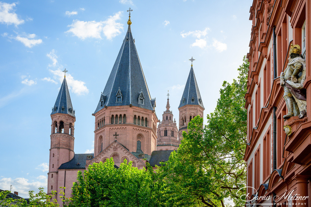 Der Mainzer Dom St Martin | Der Mainzer Dom St Martin vom Liebfrauenplatz fotografiert
