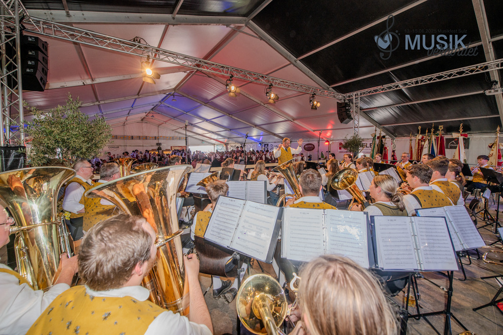 _DSC0467 | "Fussifoto.com – Ihr Ansprechpartner für hochwertige Fotografie! Entdecken Sie kreative Bilder und professionelle Dienstleistungen. Kontaktieren Sie uns für Ihre Projekte!"