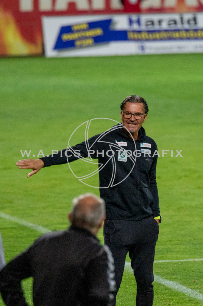 SV Ried vs Fc Wacker Innsbruck | RIED,AUSTRIA,17.JUL.20 - SOCCER - HPYBET 2. Liga, SV Ried vs FC Wacker Innsbruck. Image shows head coach Gerald Baumgartner (Ried)..
Photo: SMP/Andreas Willdoner