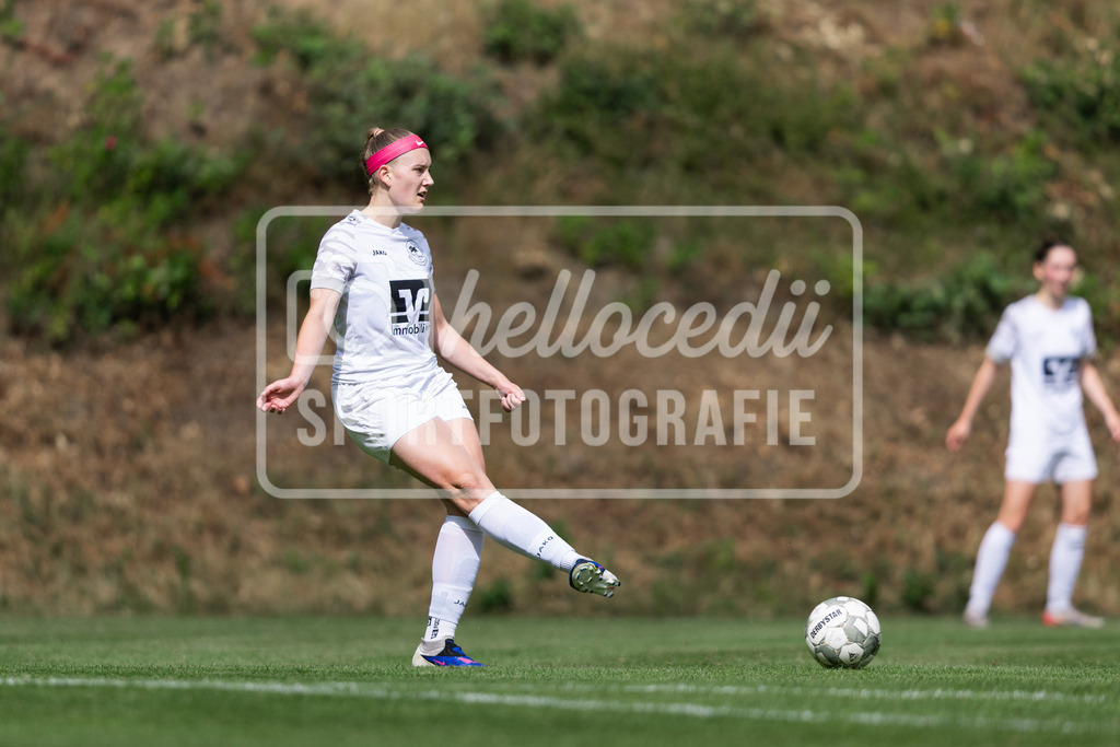 Fußball I Frauen I Testspiel I SpVg Aurich - DJK Arminia Ibbenbüren I 15355 | realhellocedii - Realisiert mit Pictrs.com