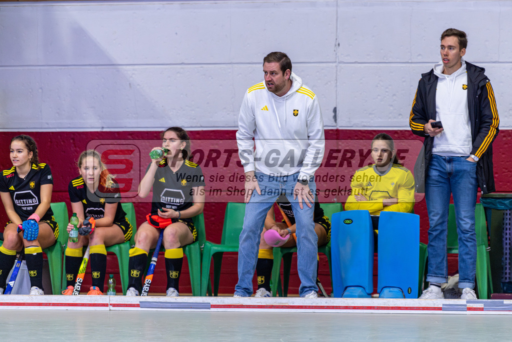 SM_2025-01-12_wD5_-127 | 1.Bundesliga Hallenhockey  (W) UHC - HTHC / 2:3 (2:1)