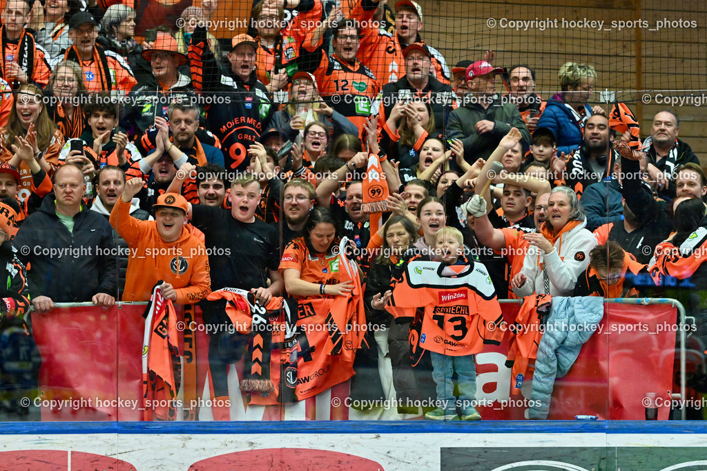 EC IDM WÄRMEPUMPEN VSV vs. MOSER MEDICAL GRAZ99ERS | Graz 99ers Fans, EC IDM WÄRMEPUMPEN VSV vs. MOSER MEDICAL GRAZ99ERS, EC IDM WÄRMEPUMPEN VSV vs. MOSER MEDICAL GRAZ99ERS am 17.03.2026 in Villach (Stadthalle Villach), Austria, (Photo by Bernd Stefan)