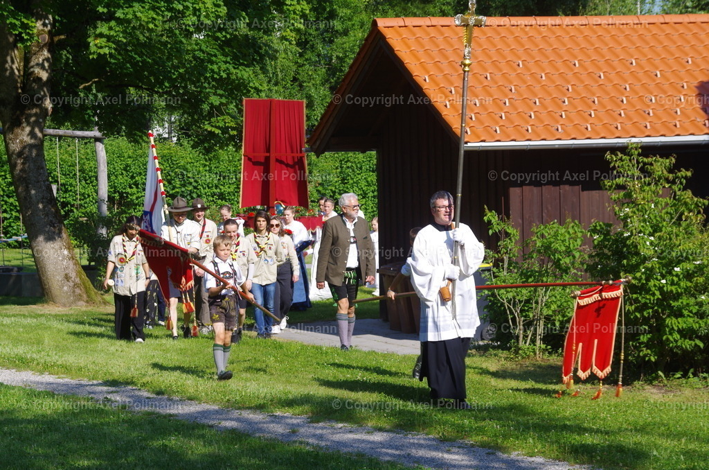 IMGP2774 | fotografiert von Axel PollmannLeonhardi Wallfahrt Benediktbeuern und Murnau, Fronleichnam, Fasching, Landschaft im Loisachtal und Benediktbeuern  - Realisiert mit Pictrs.com