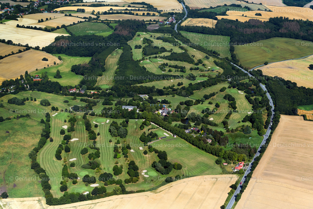 4038060 | SCHASHAGEN 07.08.2020 Gelände des Golfplatz " Golf Club Brodauer Mühle e.V. " in Schashagen im Bundesland Schleswig-Holstein, Deutschland. Weiterführende Informationen bei: Golf Club Brodauer Mühle e.V.. // Grounds of the Golf course at " Golf Club Brodauer Muehle e.V. " in Schashagen in the state Schleswig-Holstein, Germany. Further information at: Golf Club Brodauer Muehle e.V.. Foto: Gerhard Launer