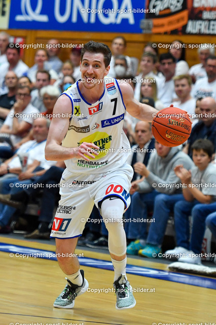 AUT, BSL, Basketball, Gmunden Swans vs Oberwart Gunners | 08.05.2022, Volksbank Arena Gmunden, AUT, BSL, Gmunden Swans vs Oberwart Gunners, im Bild Benedikt Guettl (Swans)


// BSL, Basketball Super League Match between Gmunden Swans and Oberwart Gunners in Gmunden, Austria on 2022/05/08