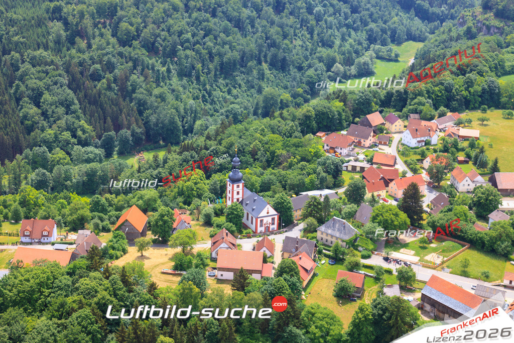 Die Luftaufnahme Arnstein - Weismain wurde vom UL-Flugzeug (keine Drohne) aus fotografiert.Hohe Druck- Auflösung-die Geschenkidee!