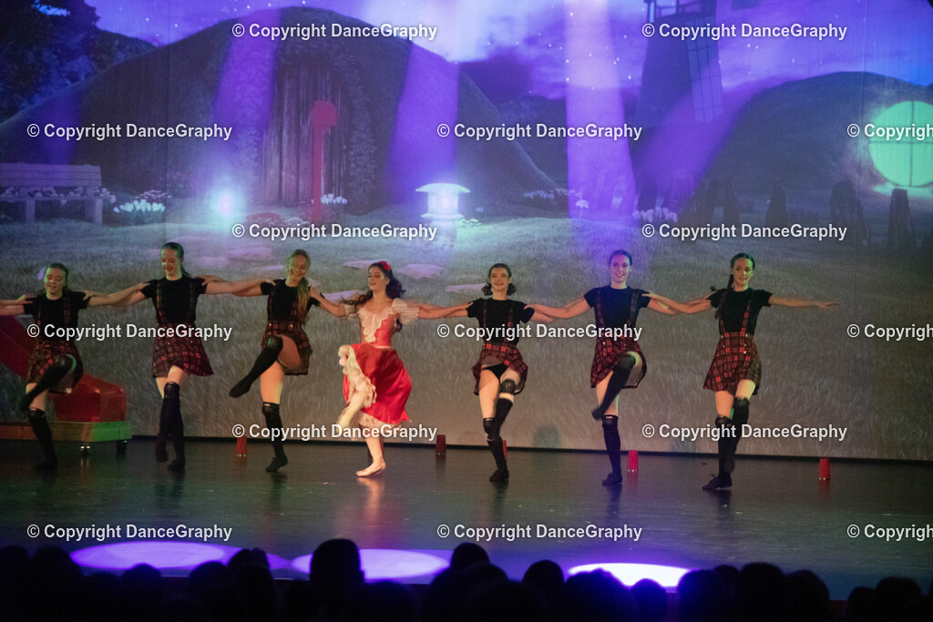 GPHY2061 | DanceGraphy - Realisiert mit Pictrs.com