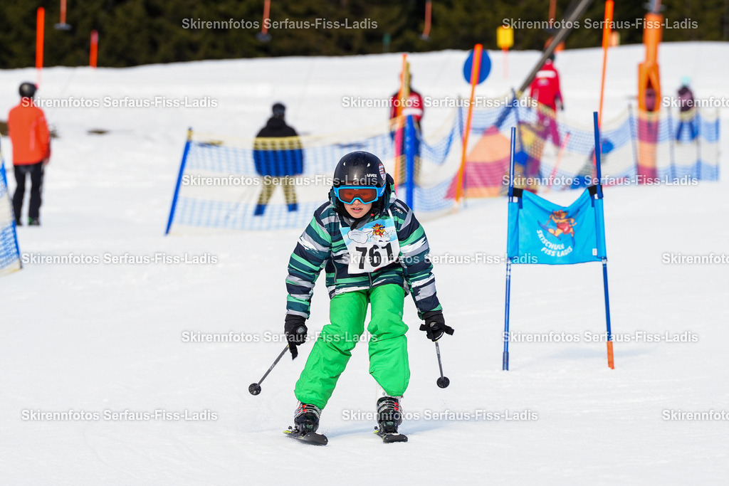 SRF_19.12.2025 0111 | SRF_19.12.2025 0111 - Realisiert mit Pictrs.com