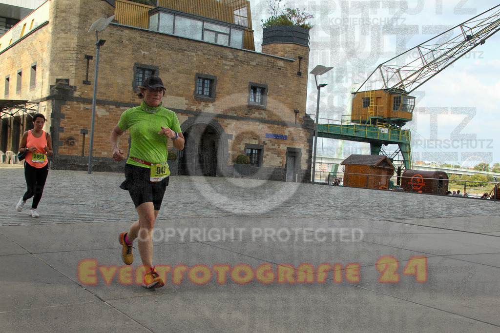 250920_1536_EV4_9273 | Sportfotografie im Rhein-Sieg Kreis, Köln, Bonn, NRW, Rheinland Pfalz, Hessen, etc. Unser Tätigkeitsfeld umfasst den Laufsport vom Volkslauf über den Marathon, Duathlon, Triathon bis zum Ultralauf wie Kölnpfad Ultra oder Schindertrail.
