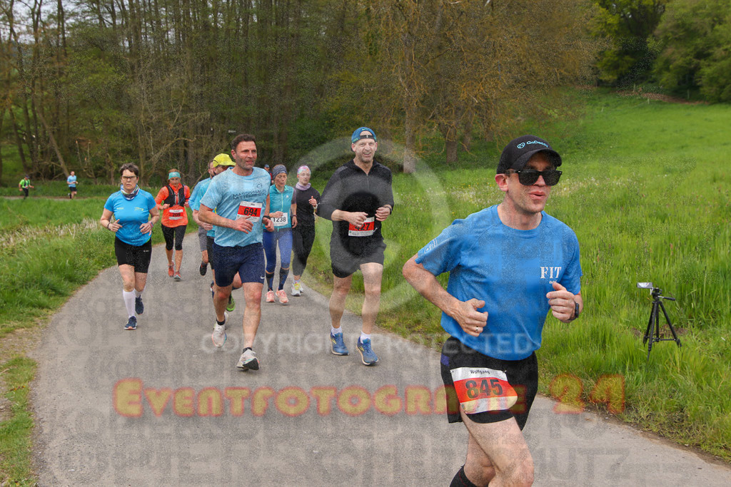 220501_1015_EV8_0225 | Sportfotografie im Rhein-Sieg Kreis, Köln, Bonn, NRW, Rheinland Pfalz, Hessen, etc. Unser Tätigkeitsfeld umfasst den Laufsport vom Volkslauf über den Marathon, Duathlon, Triathon bis zum Ultralauf wie Kölnpfad Ultra oder Schindertrail.