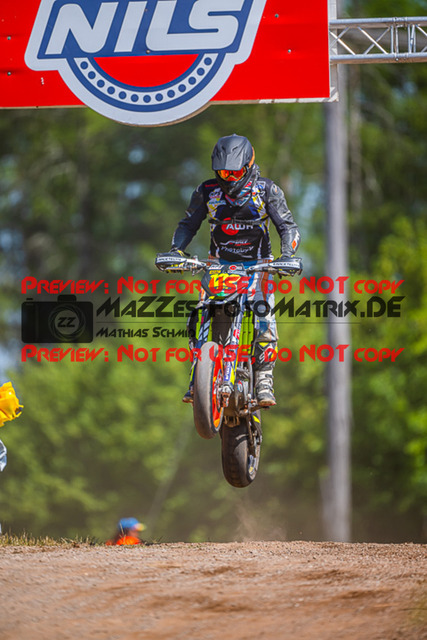 MaZZes_FotoMatrix_230609_6800 | UE40