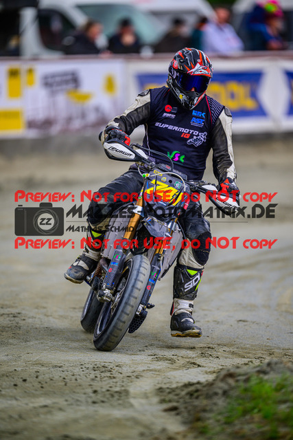 MaZZes_Fotomatrix_20250504_6007705_1878 | UE40