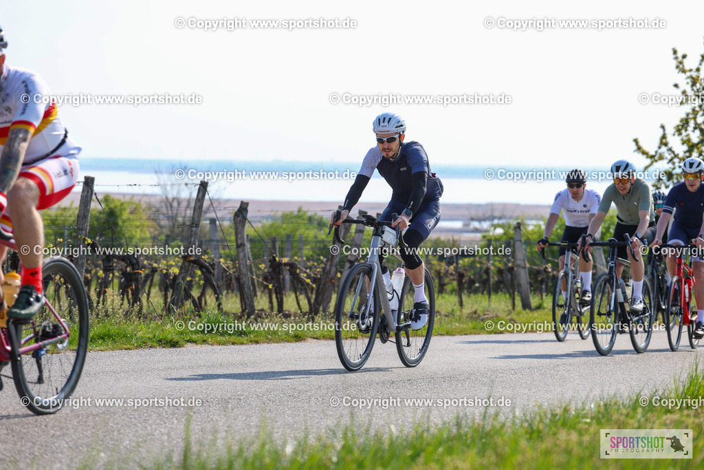 IMG_1011 | @sportshot_your_pictrs #yourpictures#roadtowm2029 #nrm #neusiedlerseeradmarathon #neusiedlersee #neusiedlerseetourismus #burgenland #mörbisch #nrm26 #burgenlandtourismus #voglundco #poweredbyburgenlandtourismus #radsport #rad #marathon #ucigranfondo #visitburgenland #ucigranfondoworldseries