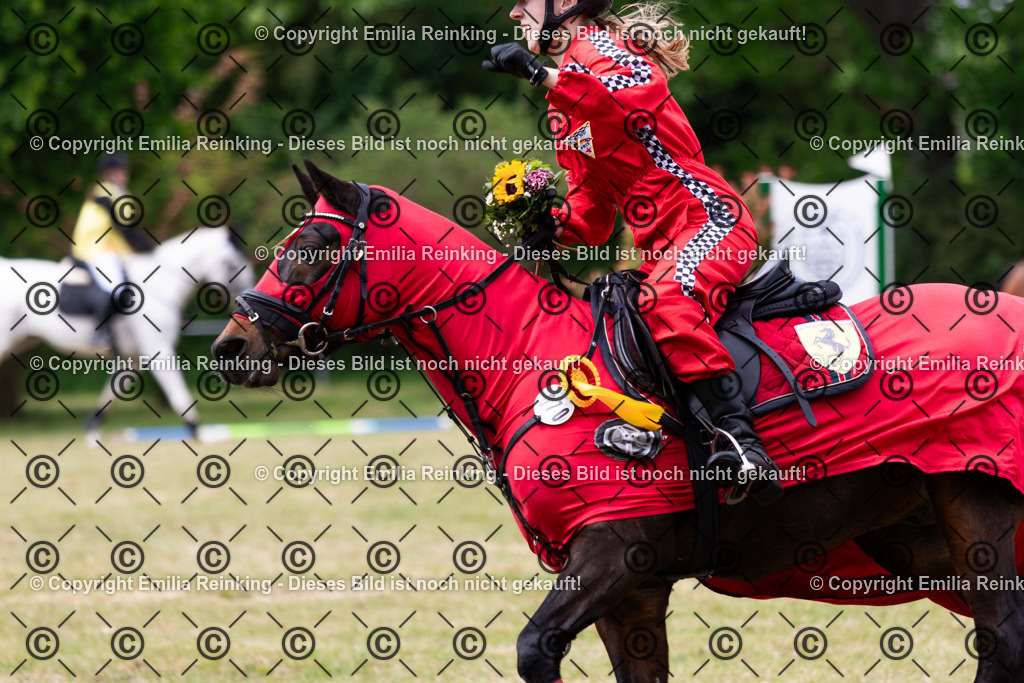 CL5A8077 | Emilia Reinking Fotografie - Realisiert mit Pictrs.com