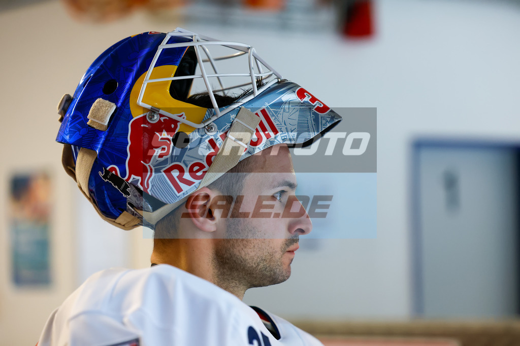 Iserlohn Roosters - Red Bull Muenchen | Mathias Niederberger #35 (EHC Red Bull Muenchen)
DEL: Iserlohn Roosters - Red Bull Muenchen - Realisiert mit Pictrs.com