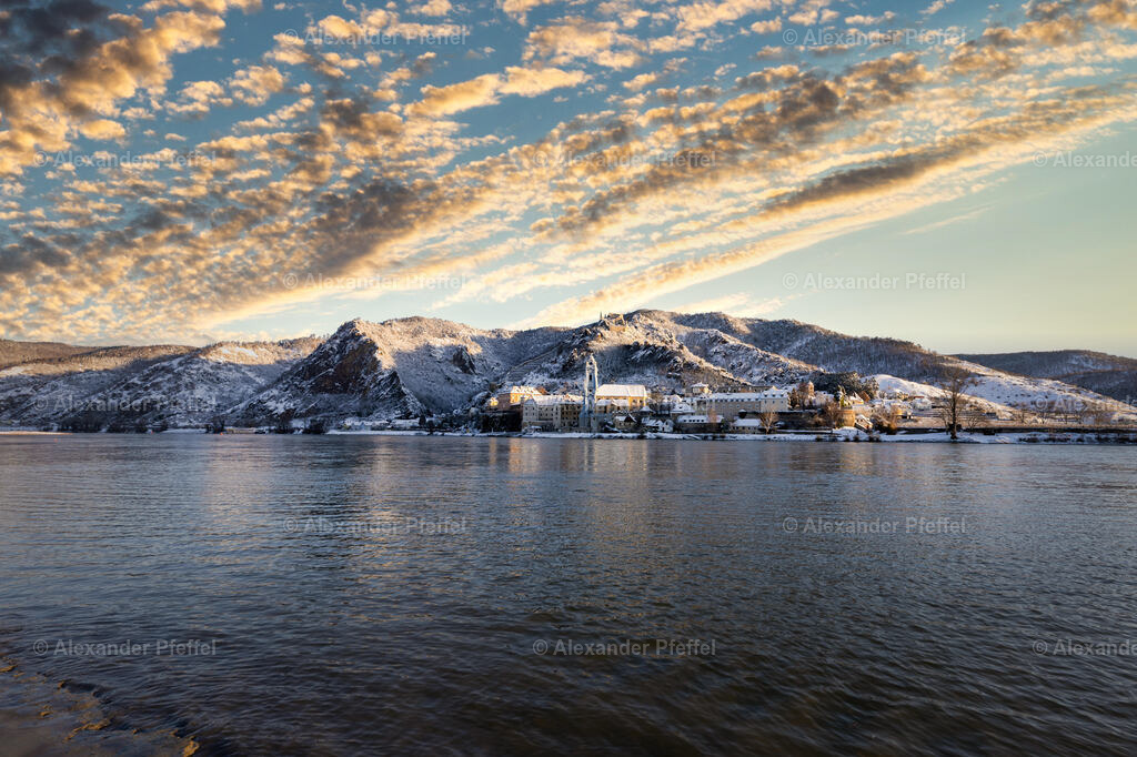 foto_c_pfeffel-partner-0132-R52_0985-HDR-Pano-Bearbeitet-2 | alexander-pfeffel - Realisiert mit Pictrs.com