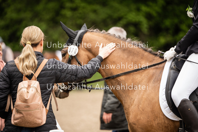 Bad_Meinberg_09552 | saradresslerfotografie - Realisiert mit Pictrs.com