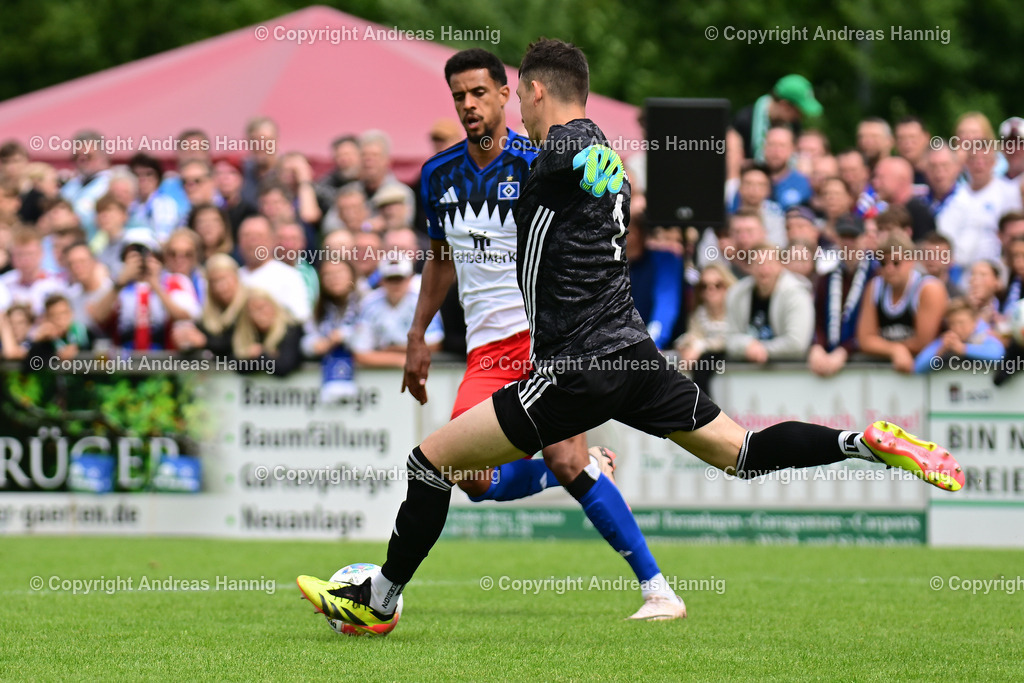 Fußball I Herren I Testspiel  I TSV Elstorf - Hamburger SV I 5.7.2025 | a-hannig - Realisiert mit Pictrs.com