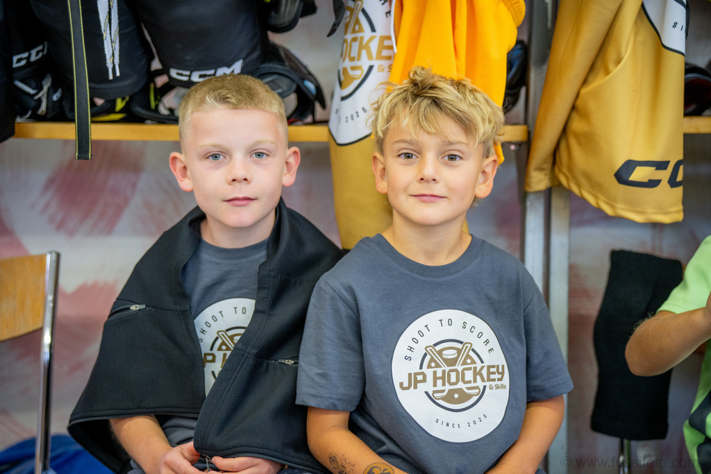 2025-09JP Hockey-Camp-Widnau-1301 | "Fussifoto.com – Ihr Ansprechpartner für hochwertige Fotografie! Entdecken Sie kreative Bilder und professionelle Dienstleistungen. Kontaktieren Sie uns für Ihre Projekte!"